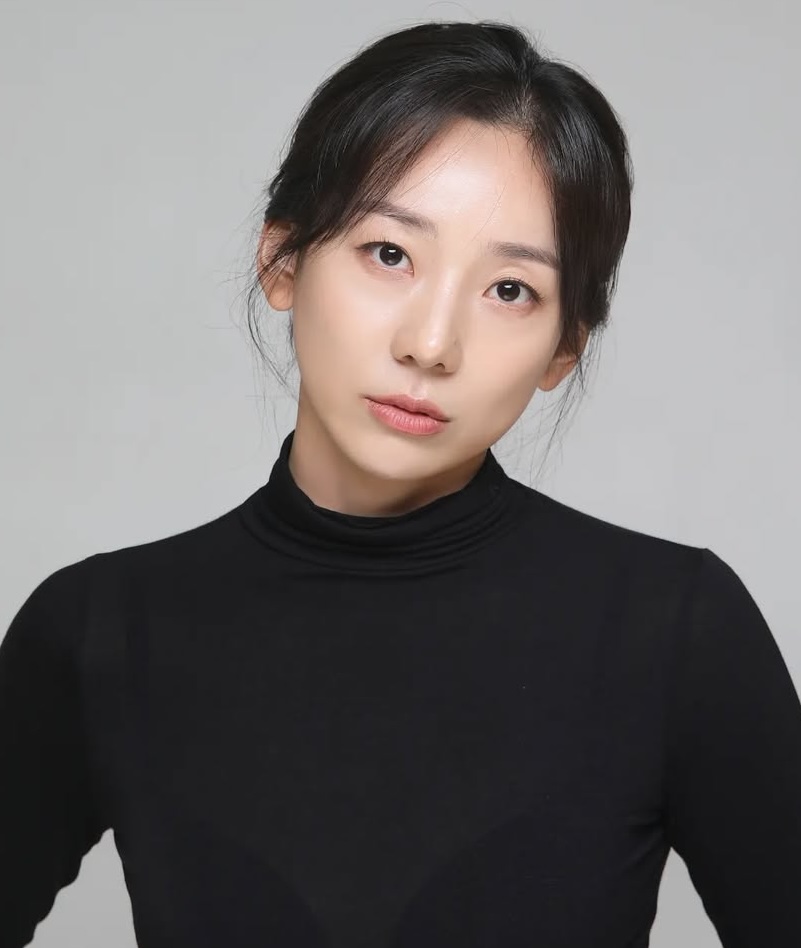 Kim Eun-Young