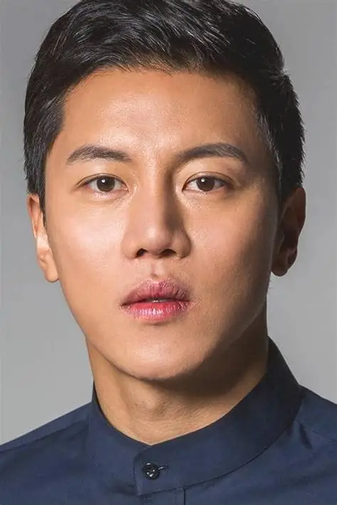 Eum Moon-Suk