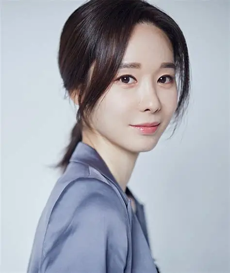 Han Soo-Yeon