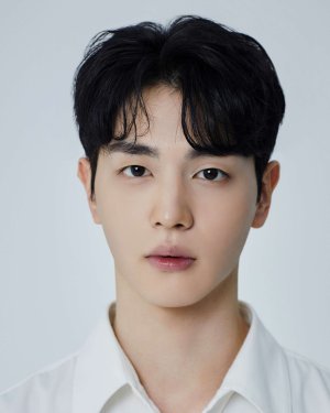 Park Tae Rin