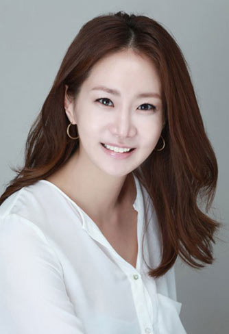 Shin Eun-Kyung