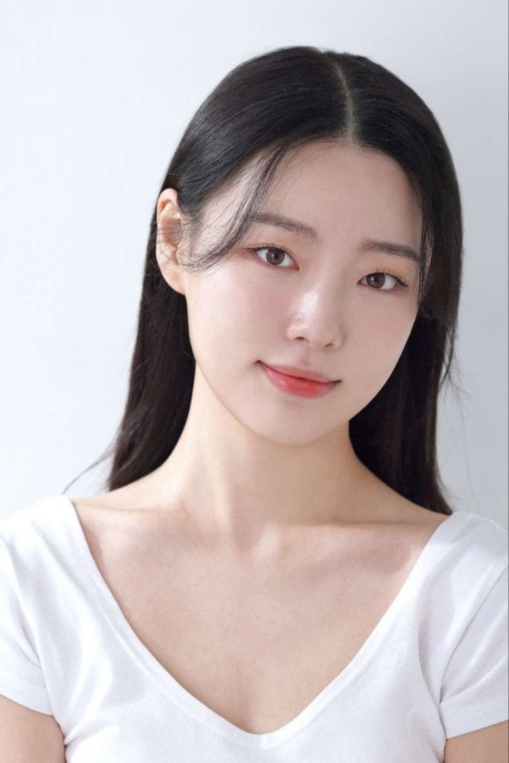 Hyeon Seo Ri