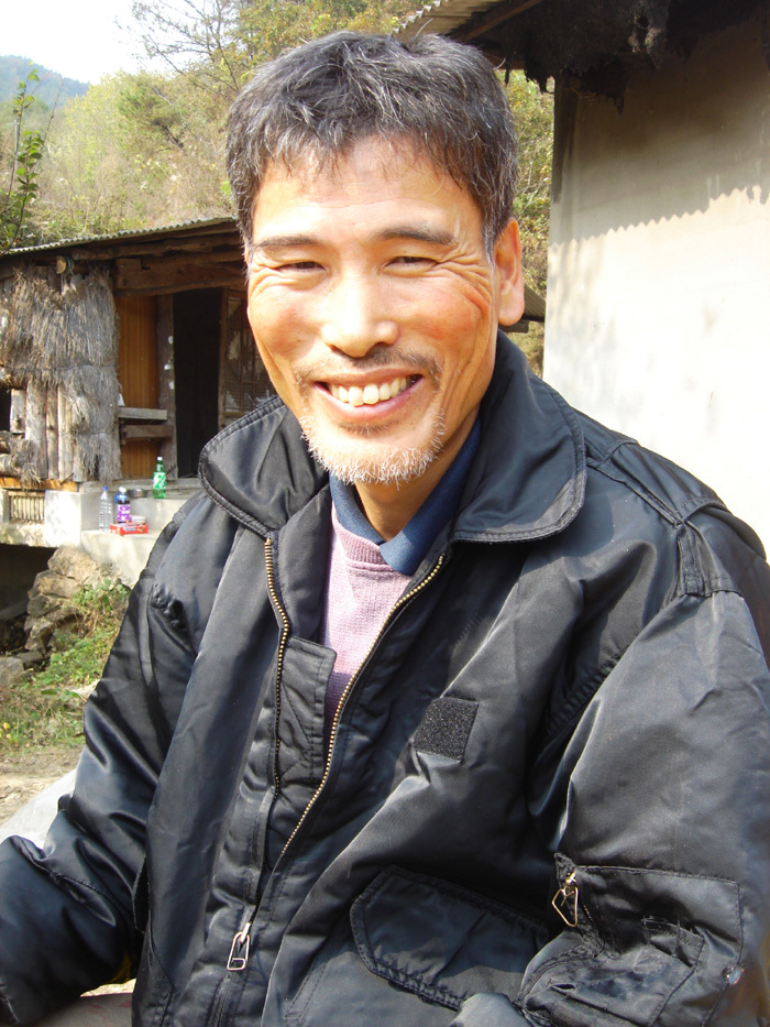 Hong Suk-Youn