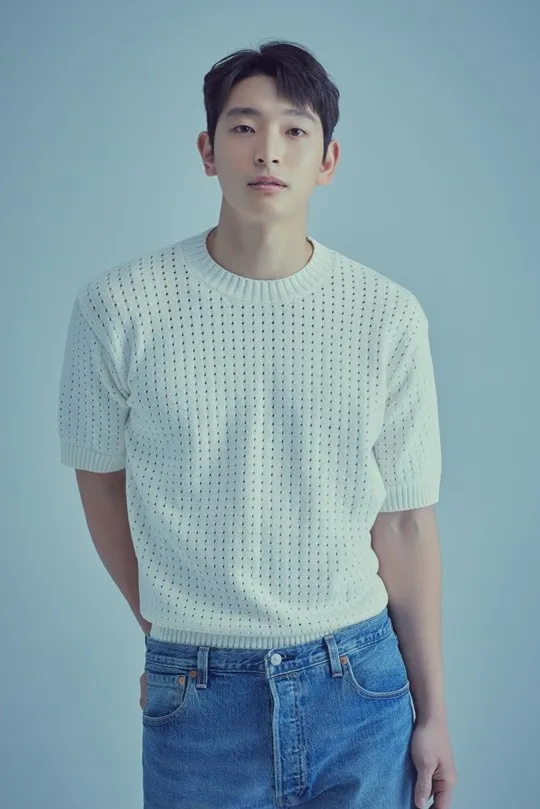 Jeong Jin woon