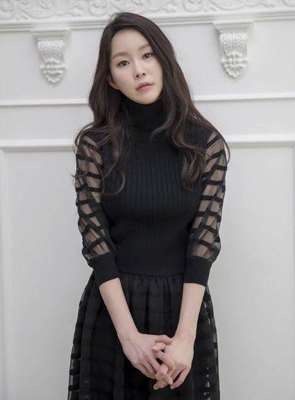 Lee Su-Ryeon