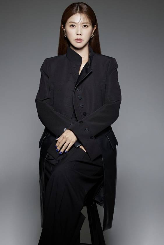 Lee Youn-Mi
