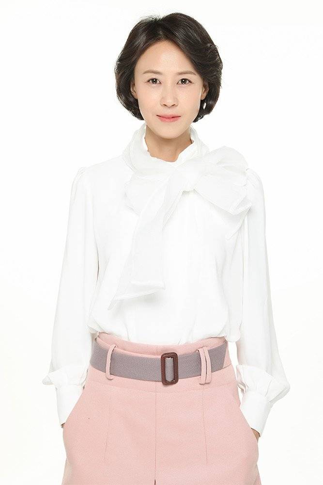 Yoon Bok-in