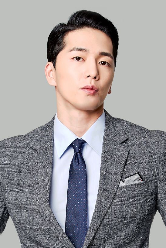 Lee Hyun-Jin