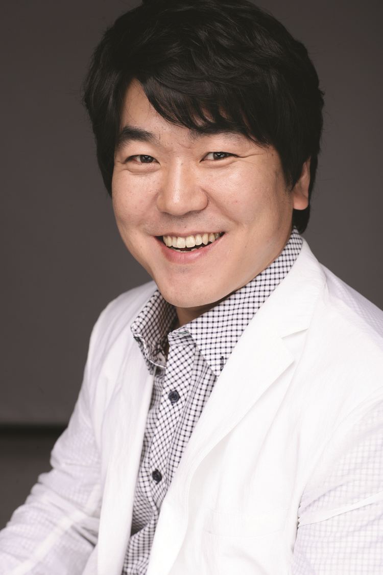 Yoon Je-Moon
